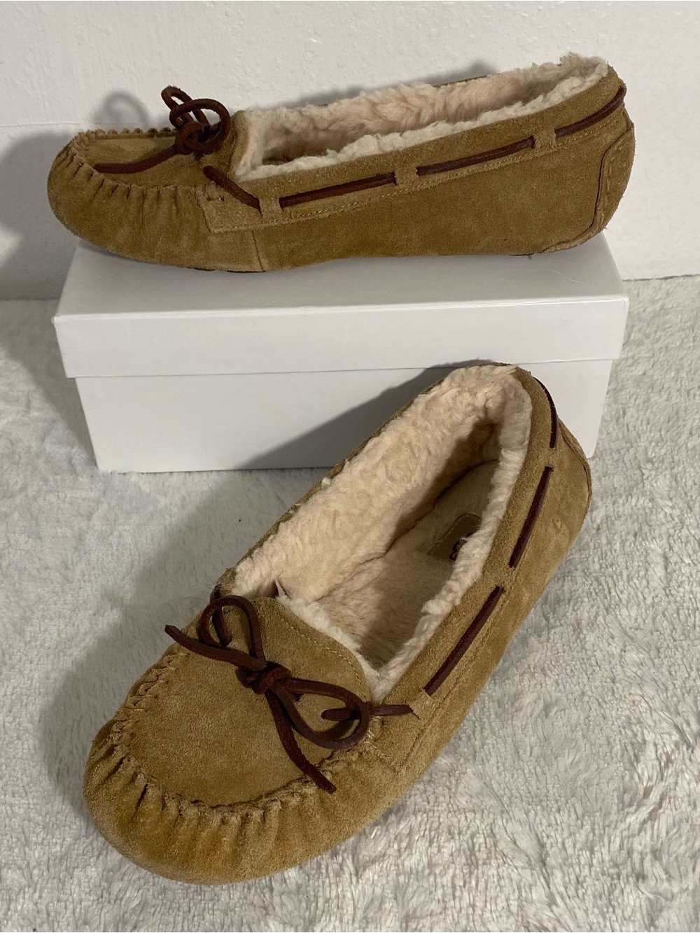 UGG Bella II Slip On Lined Moccasins Women’s Size 11 Chestnut
